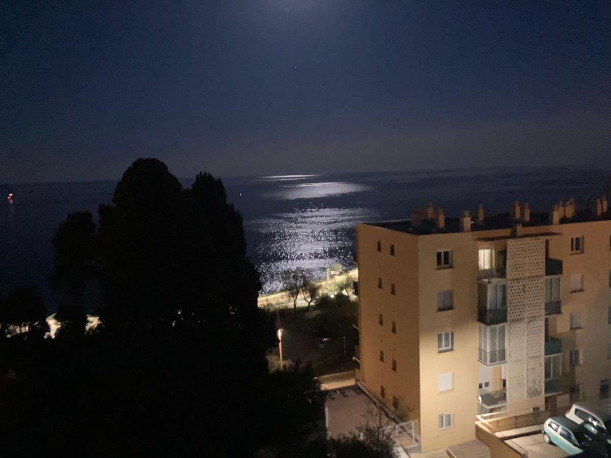 Location Chambre Avec Salle De Bain Et Partie Commune Sea View & Mountain View Renting 1 Of 3 Bedrooms With Shared Common Space 3 Bdrm Apt Not 1 Bdrm Plus Clime Ou Ac Bastia  Eksteriør billede