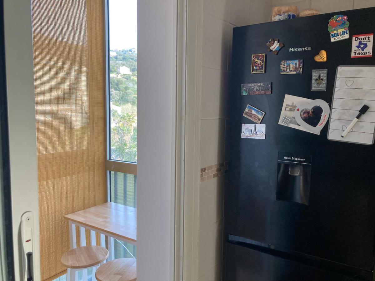 Location Chambre Avec Salle De Bain Et Partie Commune Sea View & Mountain View Renting 1 Of 3 Bedrooms With Shared Common Space 3 Bdrm Apt Not 1 Bdrm Plus Clime Ou Ac Bastia  Eksteriør billede