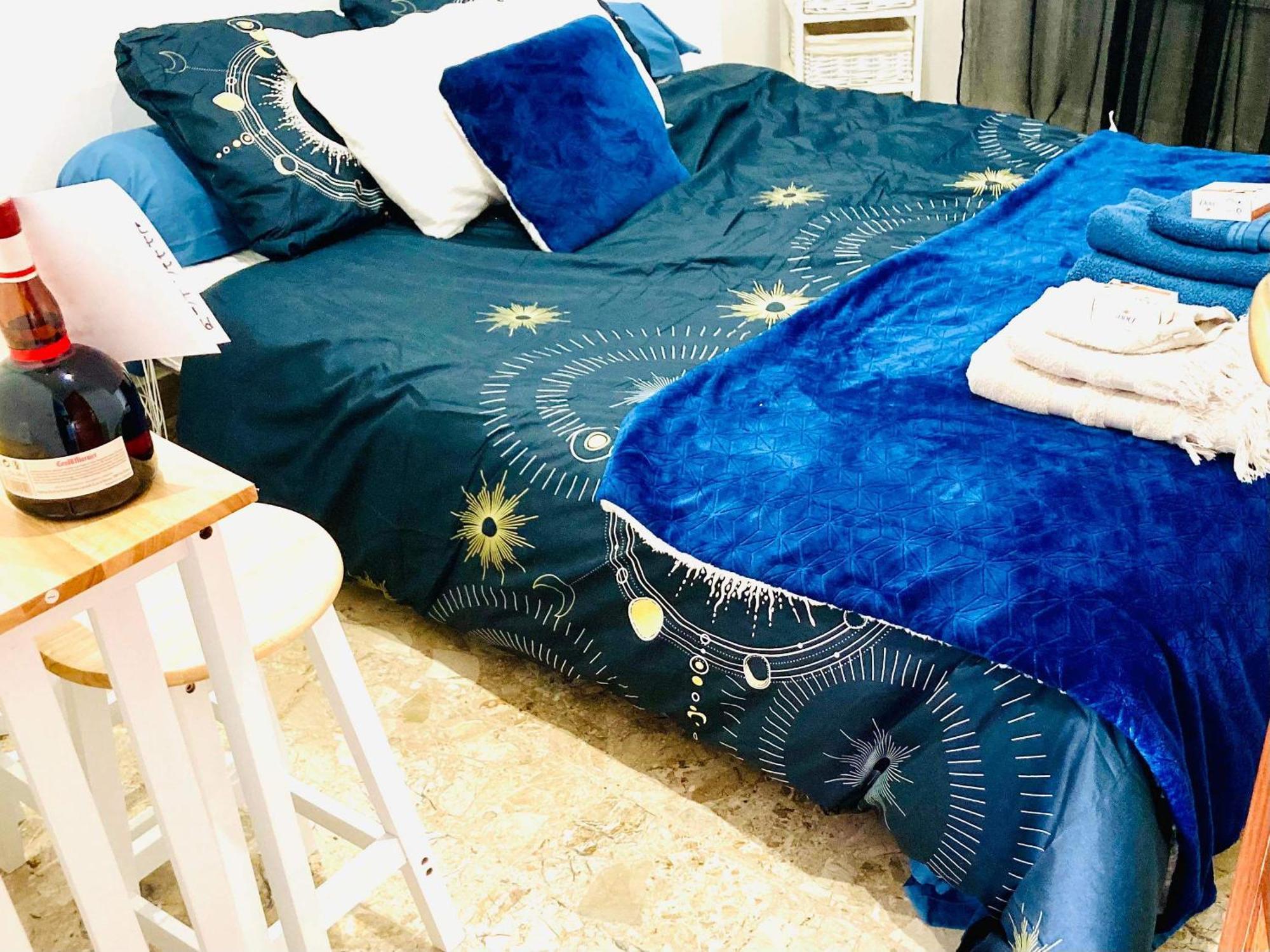 Location Chambre Avec Salle De Bain Et Partie Commune Sea View & Mountain View Renting 1 Of 3 Bedrooms With Shared Common Space 3 Bdrm Apt Not 1 Bdrm Plus Clime Ou Ac Bastia  Eksteriør billede
